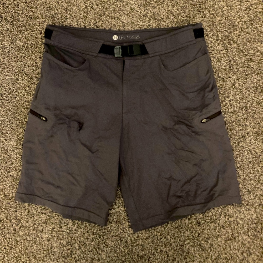 Gray NRS men’s shorts size 34